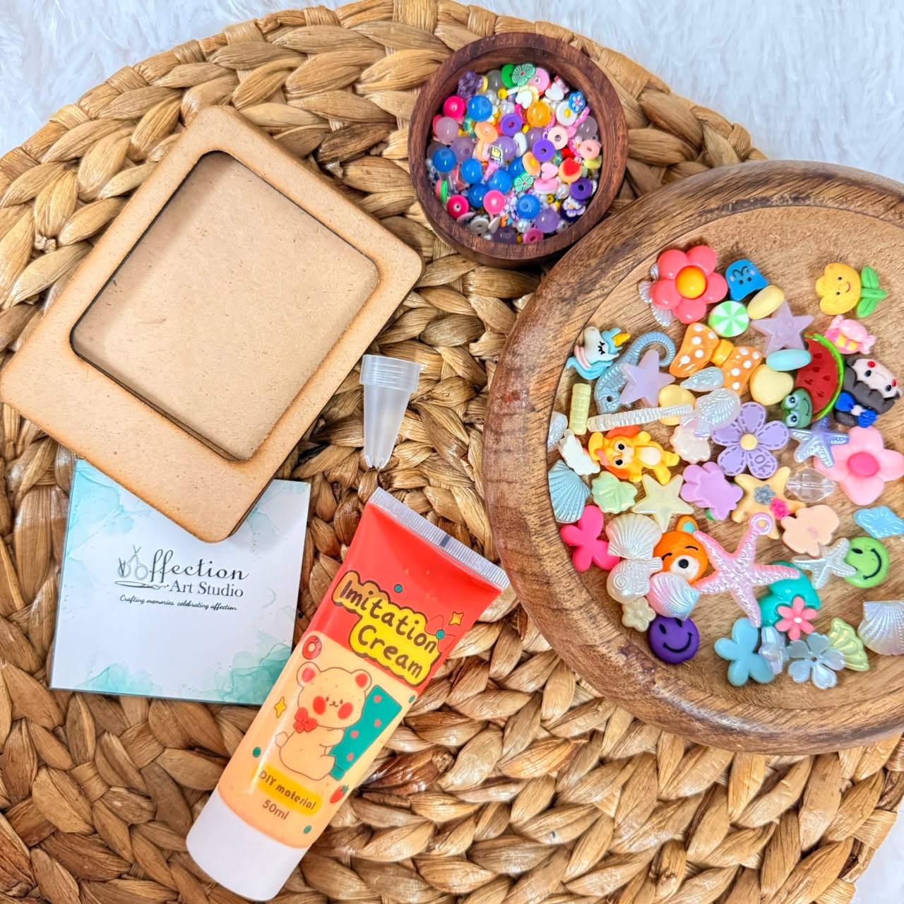 Decoden Art DIY kit - Polaroid frame