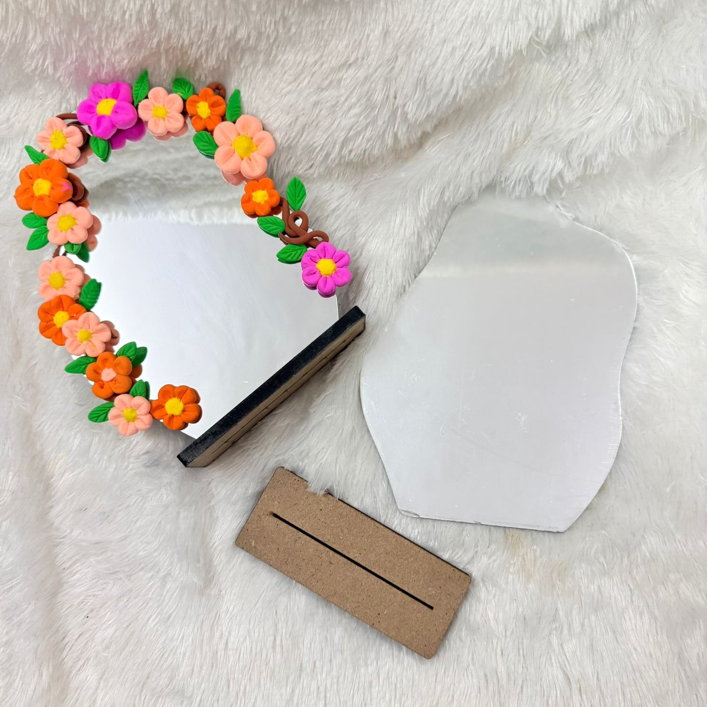 Acrylic Mirror With Stand