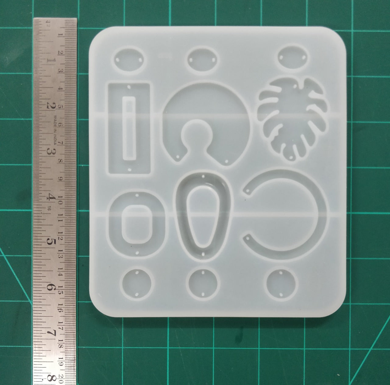 6 in 1 earrings mould