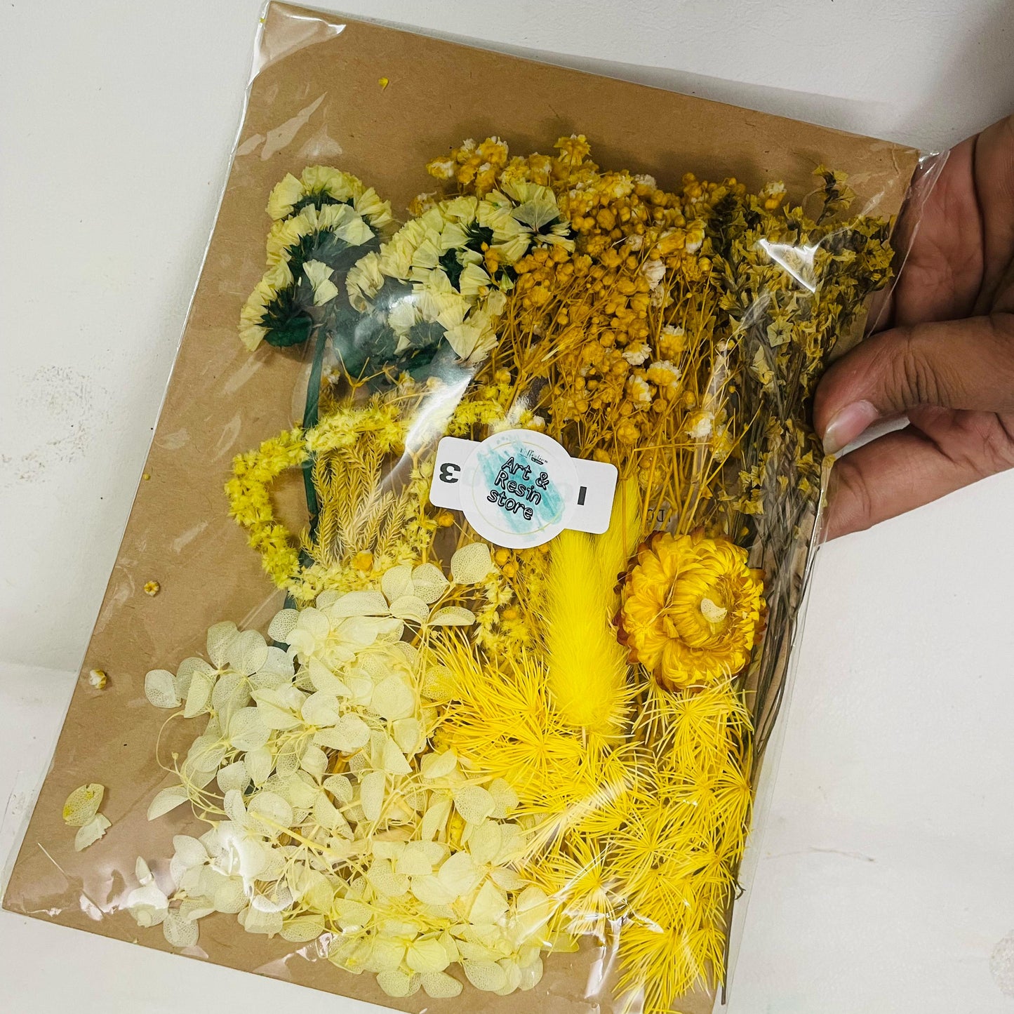 Yellow Dry Flower Pack