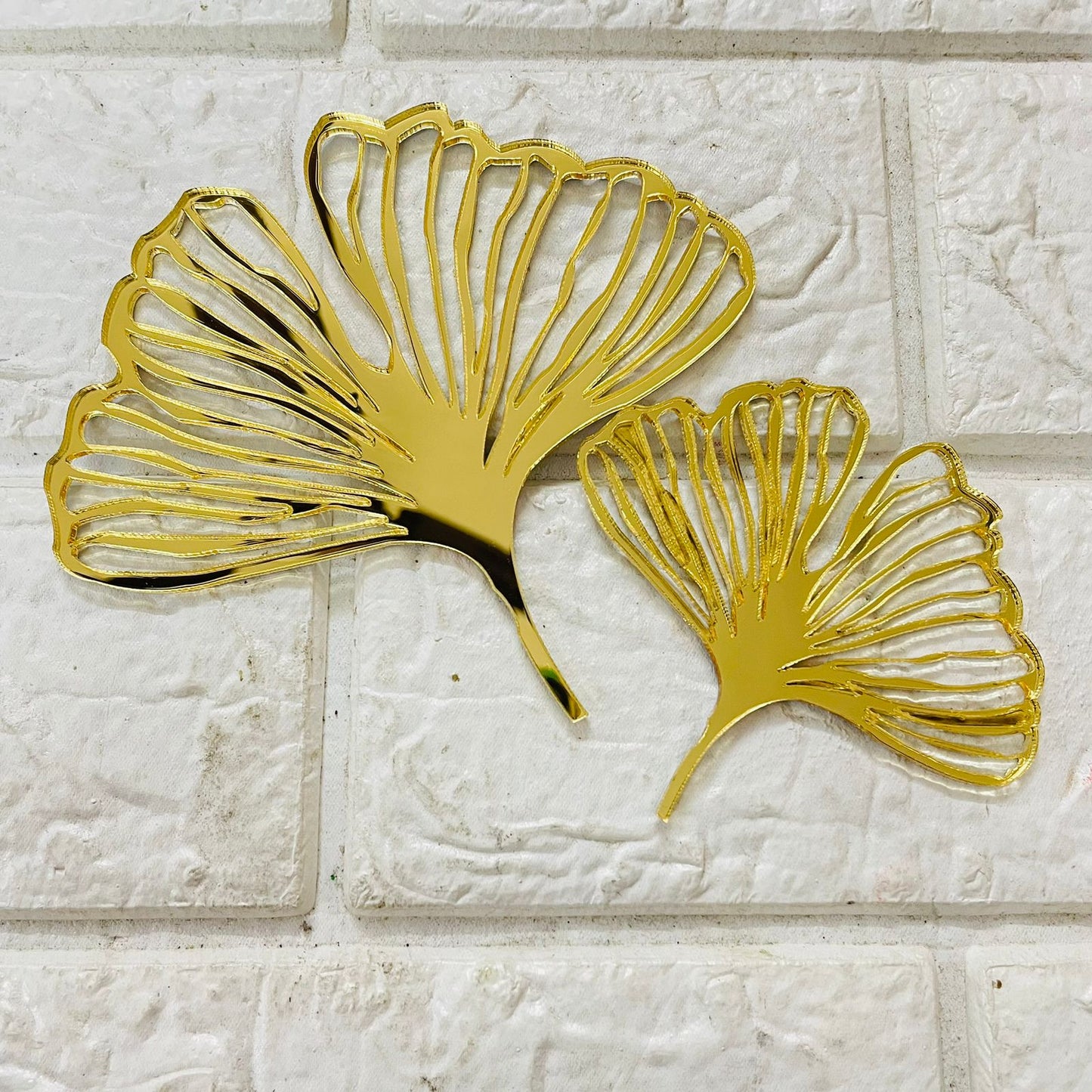 Ginkgo Leaves Acrylic Cut-Out