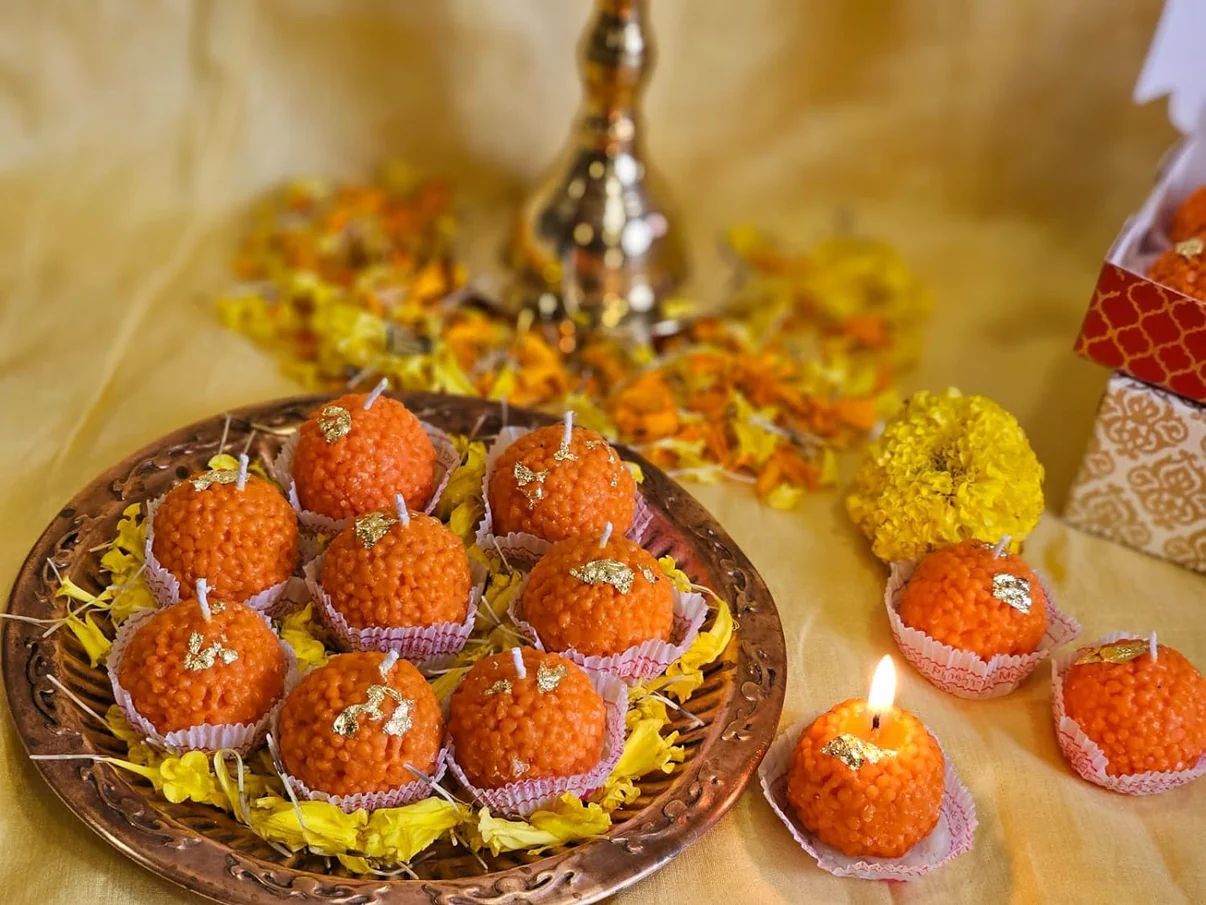 Laddoo candle mould
