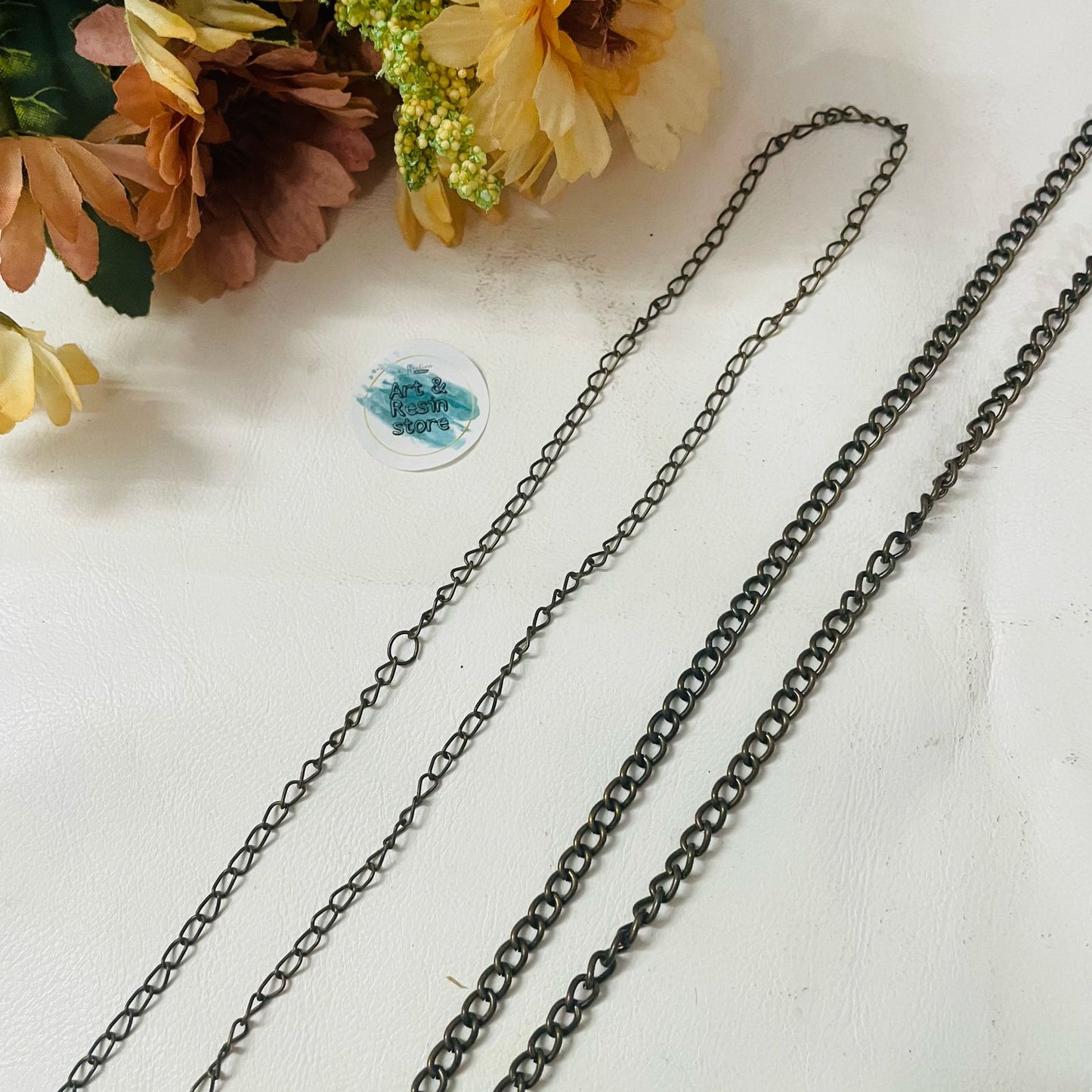 Oxidised Chain with Hooks