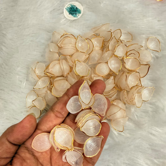 Acrylic Flower Petals - White