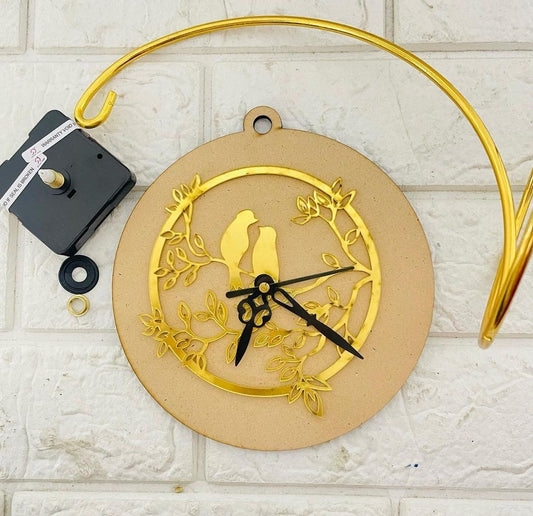 Hanging Birds Themed Table Clock Set