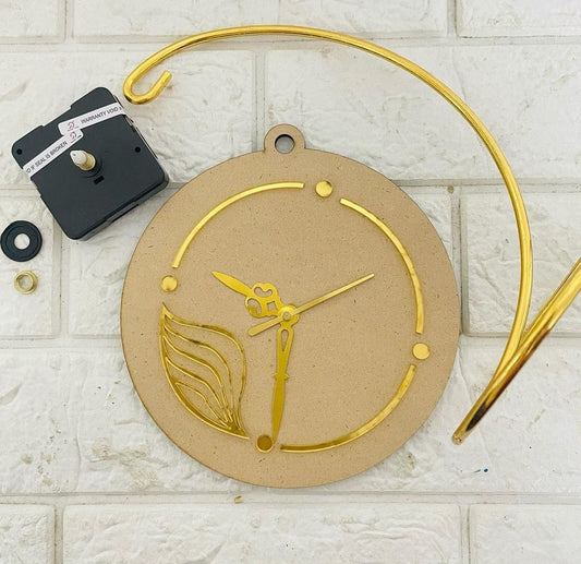 Hanging Freehand Themed Table Clock Set